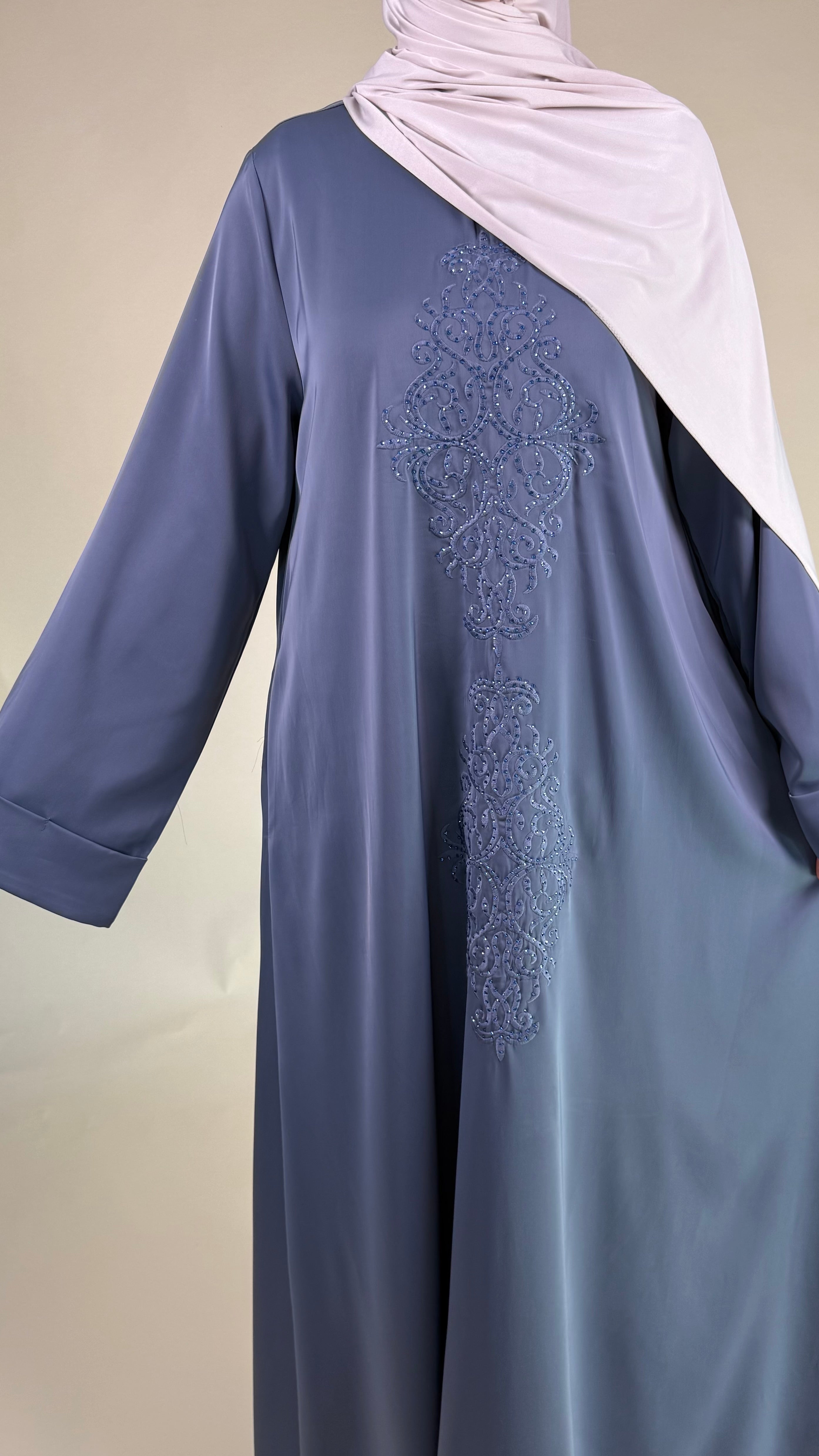 Nira Abaya