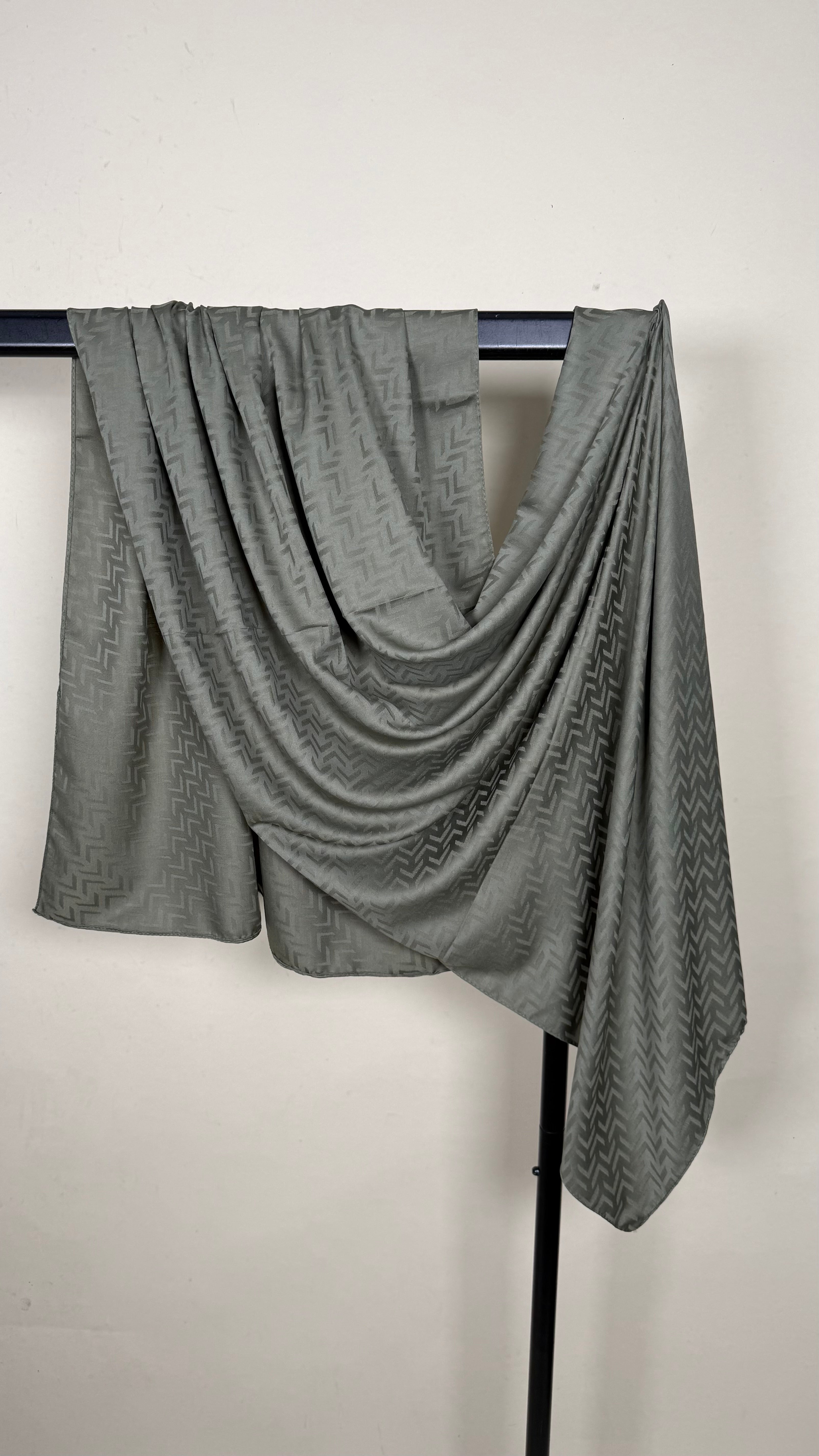 Fischgrätenmuster - Jacquard Hijab