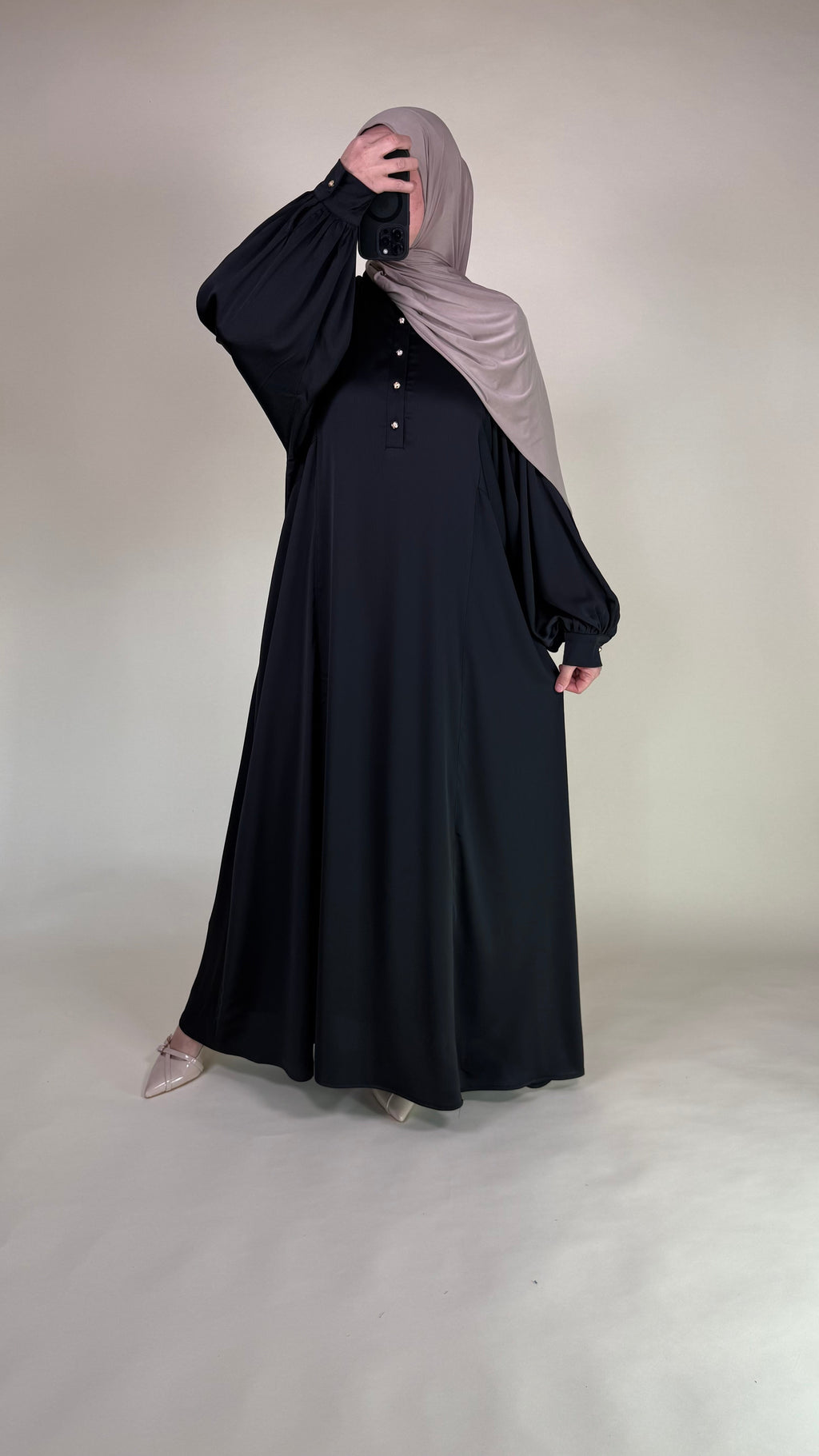 Zara Kleid aus Medina Seide