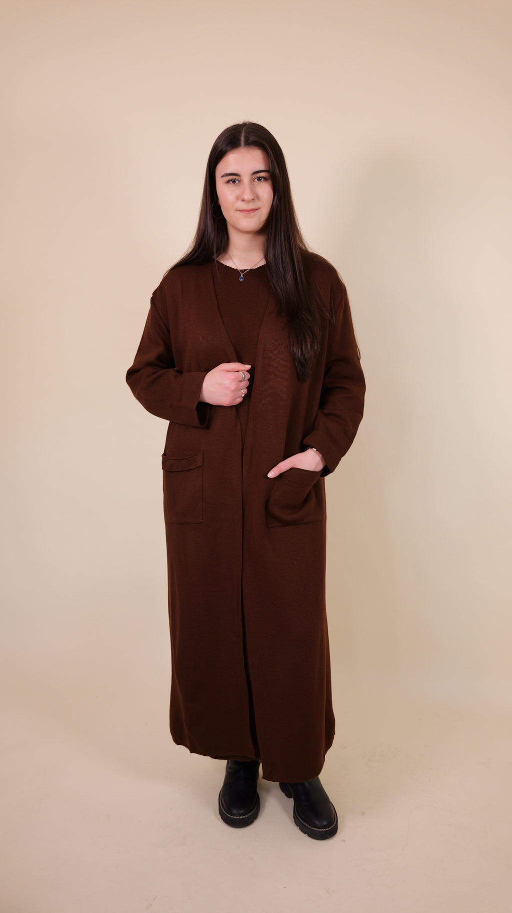 Hazal ärmelloses Strickkleid mit Cardigan