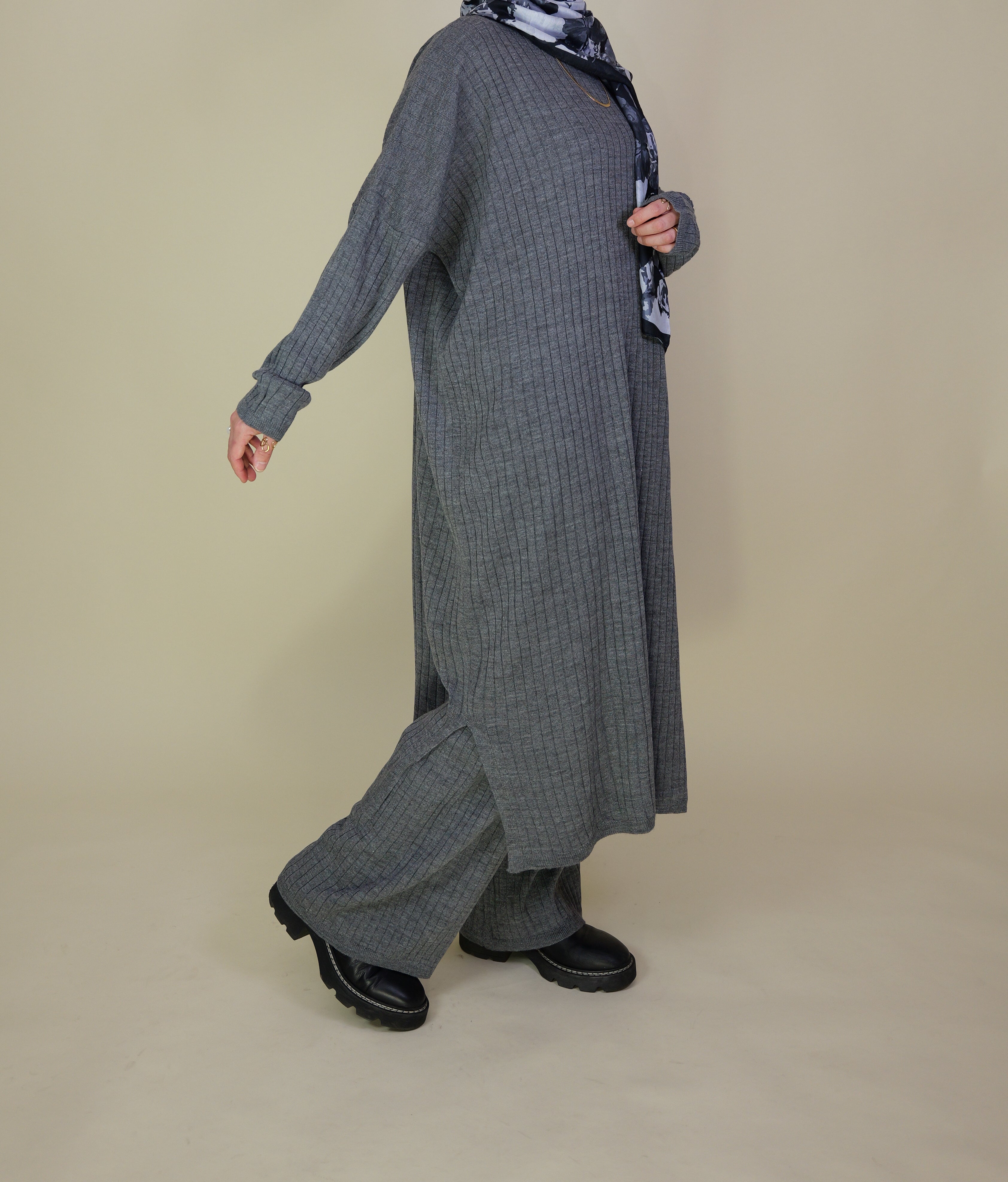 Nura Strick-Zweiteiler