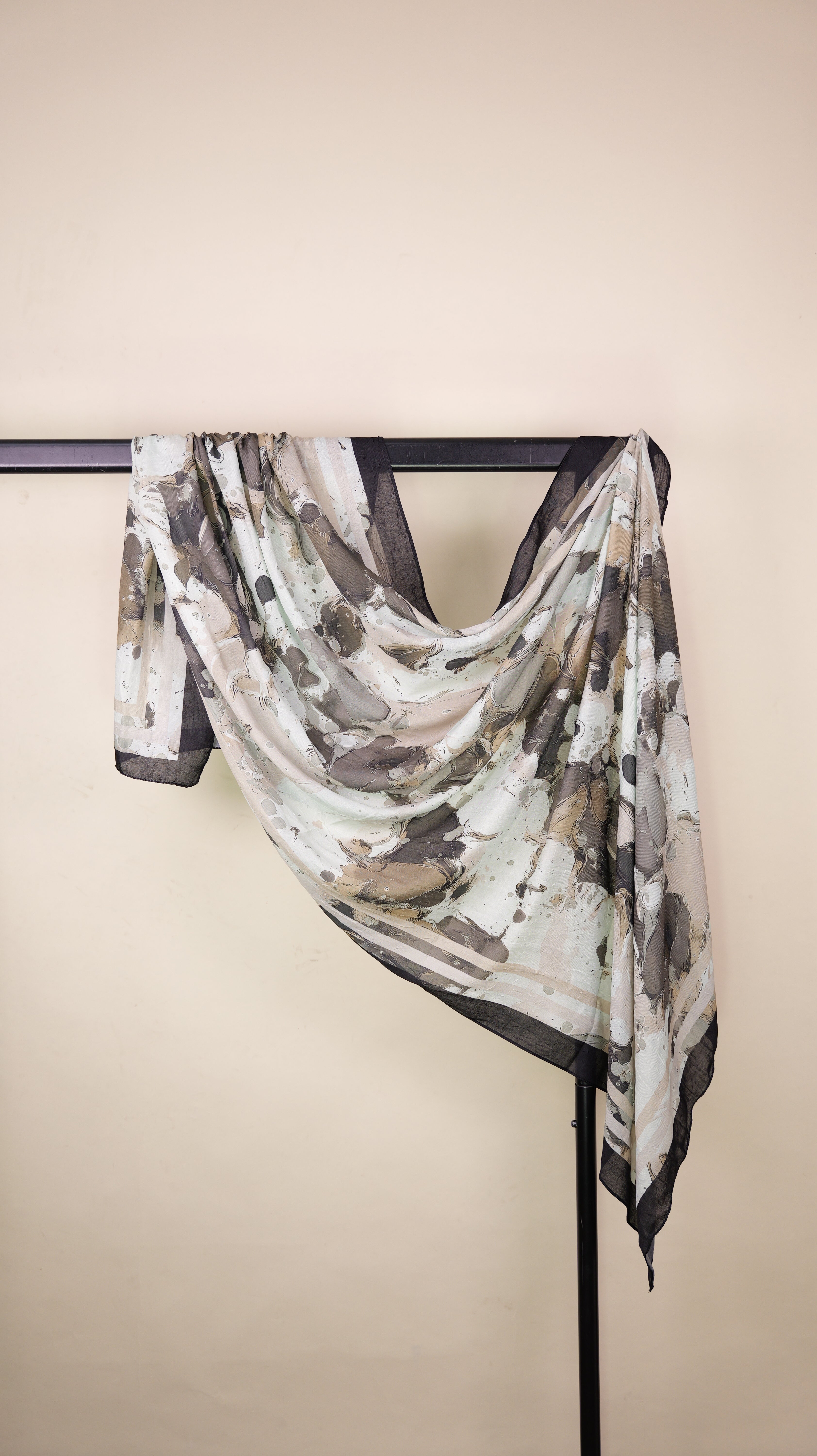 Bamboo Hijab mit Muster